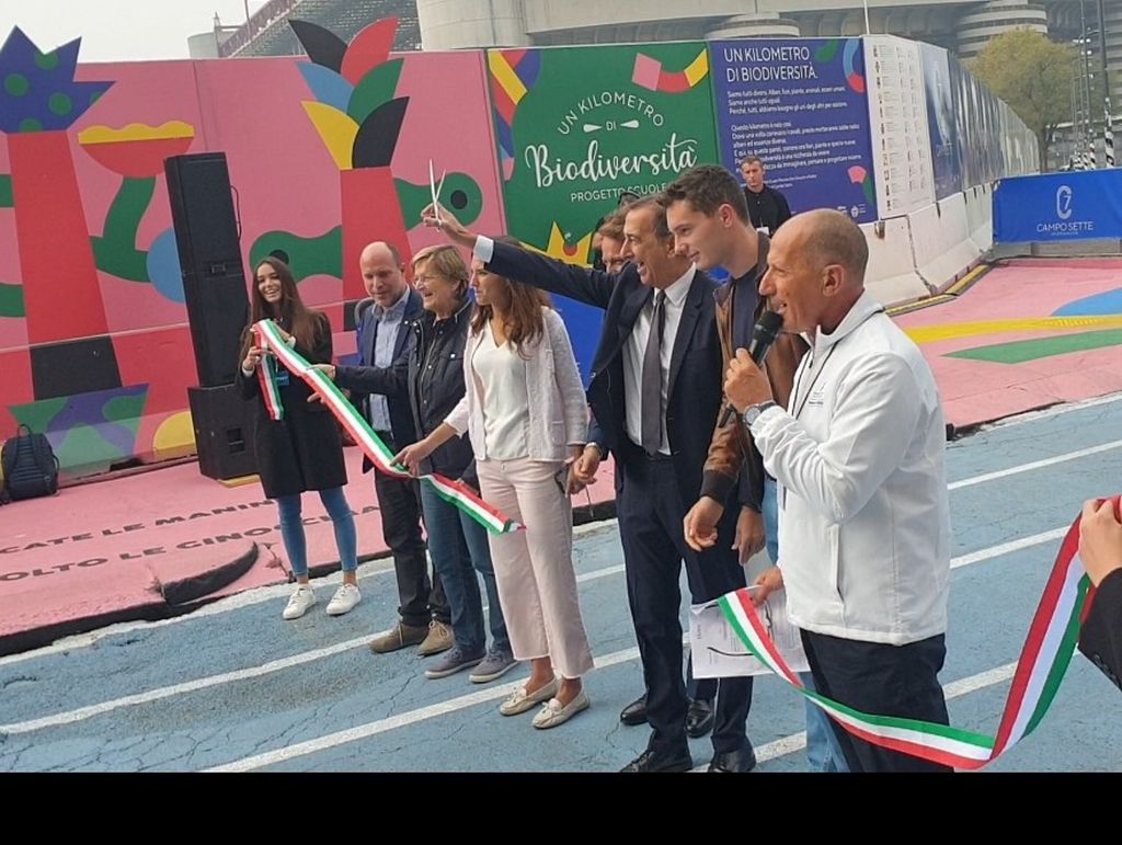 Milano Inaugurato Campo Nel Quartiere Di San Siro La Discussione