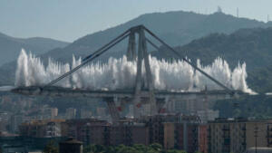 Demolizione ponte Morandi