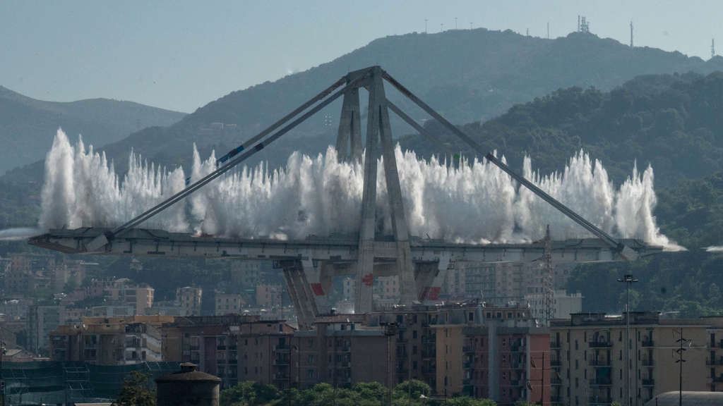 Demolizione ponte Morandi