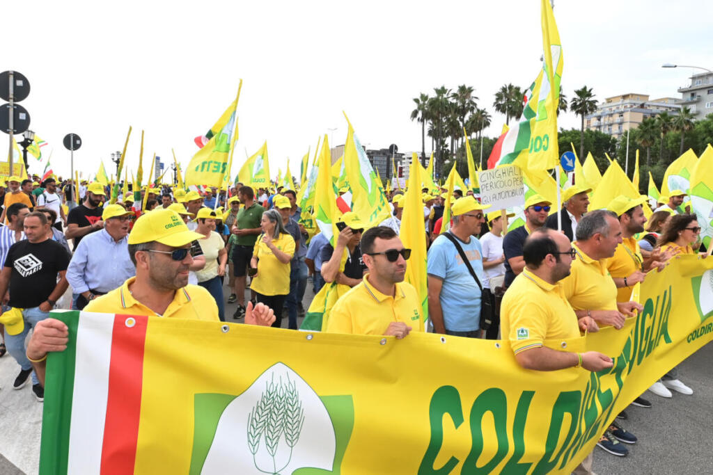 Agricoltori in assemblea