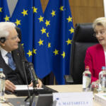 Il Presidente della Repubblica Sergio Mattarella con Ursula von der Leyen, Presidente della Commissione Europea