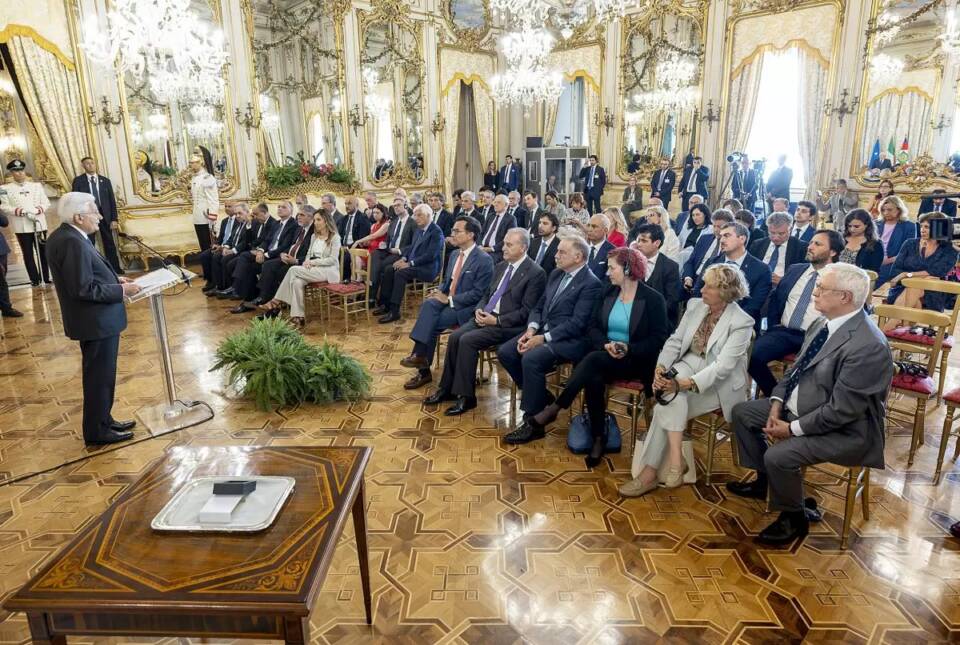 Il Presidente Sergio Mattarella in occasione dell'incontro con una delegazione dell’Assemblea Parlamentare della NATO, nel 70° anniversario di costituzione