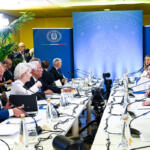 Friedrich Merz, Ursola Von Der Leyen, Antonio Costa, Volodymyr Zelensky e Giorgia Meloni