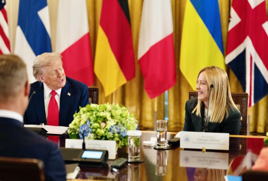 Il Presidente Meloni durante l'incontro multilaterale del Presidente Trump e del Presidente Zelensky con i Leader europei presso la Casa Bianca