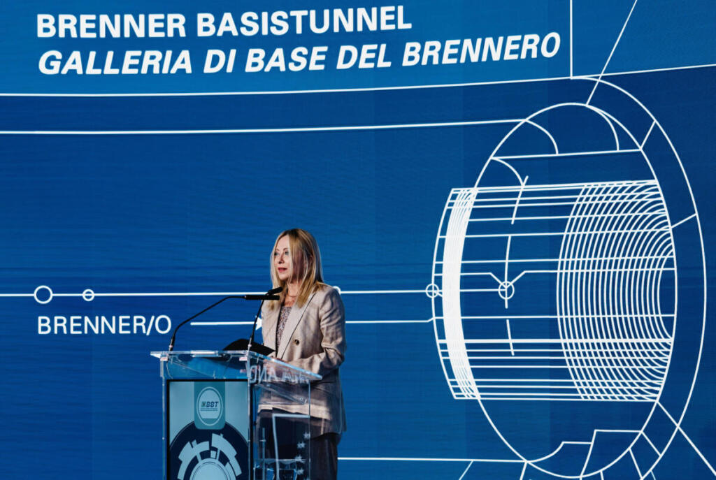 Il Presidente del Consiglio, Giorgia Meloni, ha tenuto un intervento alla cerimonia di abbattimento transfrontaliero tra Italia e Austria del diaframma del cunicolo esplorativo della Galleria di Base del Brennero, che si è tenuta al al Plessi Museum