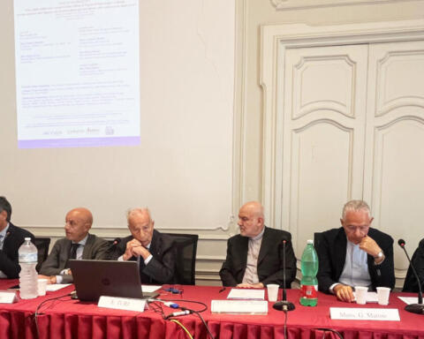 Odcec Napoli - Chiesa di Napoli (da sinistra Battaglia, De Lise, Turi, Beneduce, Matino e Pitrella)