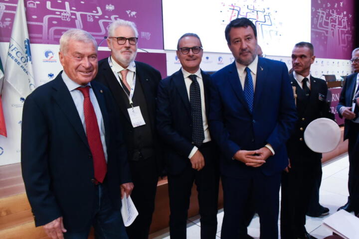 Carlo Sangalli, Presidente Confcommercio, Fabrizio Palenzona, Presidente della Fondazione Carli, Pasquale Russo. Presidente Conftrasporto, Matteo Salvini, Ministro dei Trasporti