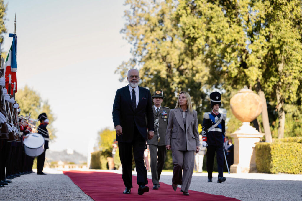 La cerimonia di accoglienza al Primo Ministro della Repubblica d’Albania, Edi Rama