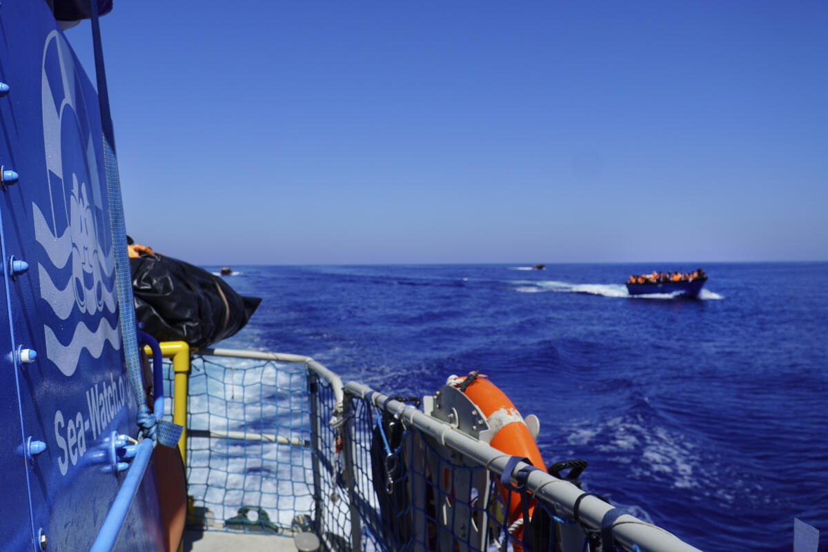Sea-Watch. Il tribunale di Catania sospende fermo e multa