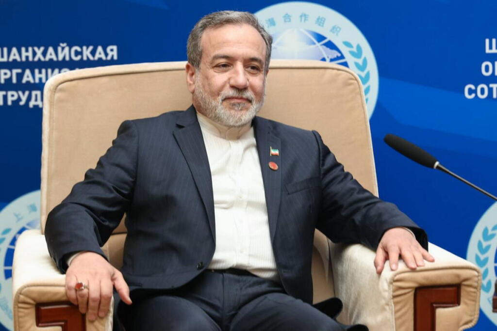 Iran, Araghchi agli Usa: “Stop a richieste sproporzionate”