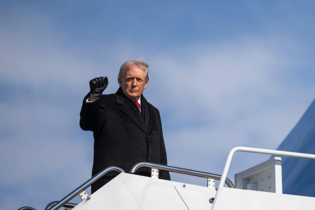 Trump valuta opzioni militari