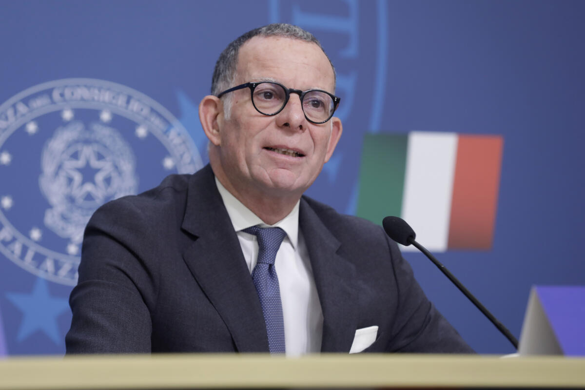 Niscemi, Fava: “Da lunedì apertura di un punto Inps”