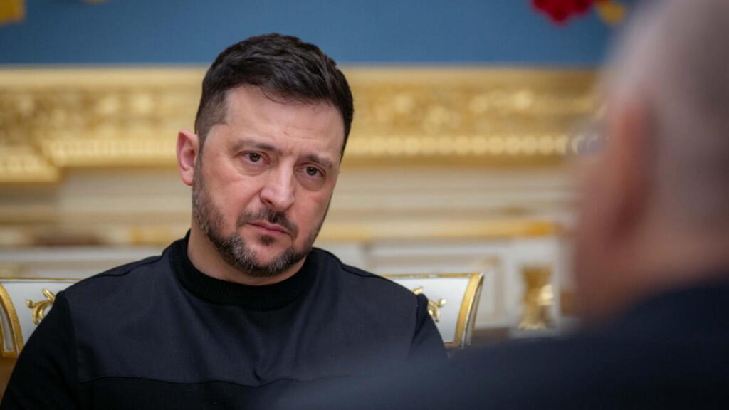 Ue verso nuove sanzioni mentre Kiev colpisce fabbrica di missili russa. Zelensky: “Prepariamo nuovi incontri con Usa e Russia”