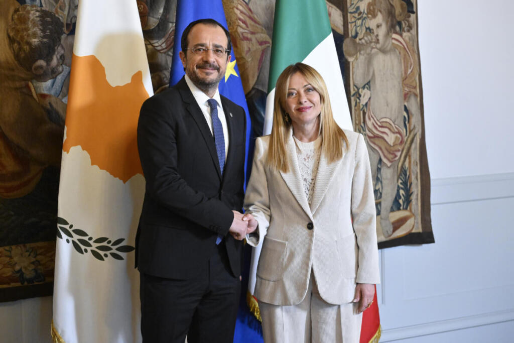 dialogo Italia Cipro