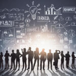 Serendipità e strategia. Così alcune imprese sono diventate giganti globali cambiando pelle