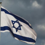 Israele, Alta Corte sospende l’espulsione di 37 Ong. Almeno 5 morti a Gaza. Vance: “no guerra lunga in Medio Oriente”