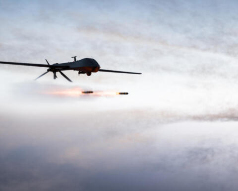 Texas in allarme: un drone abbattuto scatena il blocco dello spazio aereo