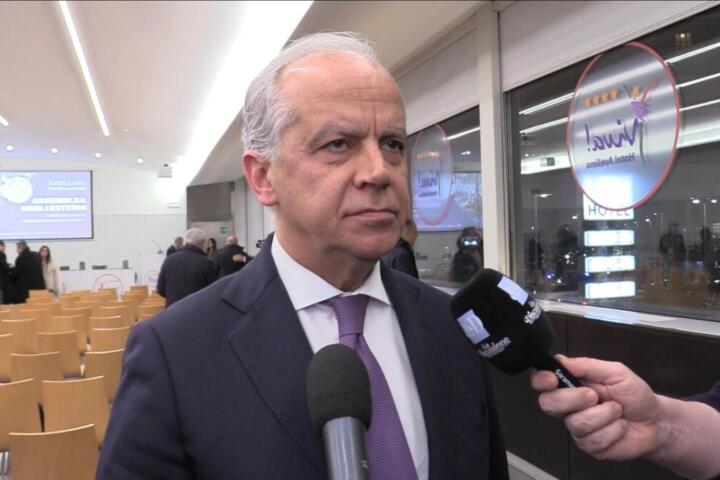 Piantedosi: "Il metodo della Democrazia Cristiana funziona ancora"