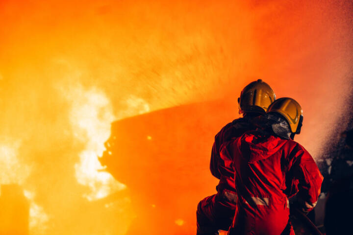 Grave incendio nel centro di Glasgow, strade chiuse intorno alla stazione centrale