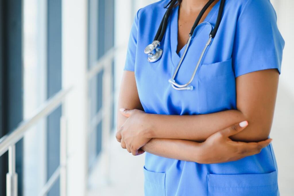 Infermieri o medici in reparto