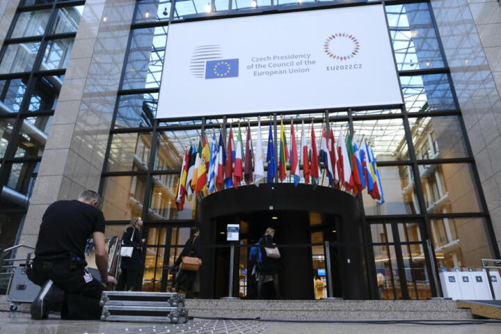 Bruxelles alza la posta: il prossimo Presidente dovrà riallineare Budapest sull’Ucraina