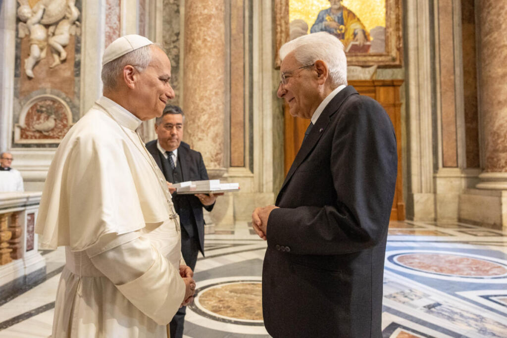 Mattarella al Papa: “Pace e unità, appello ai giovani per costruire il futuro”
