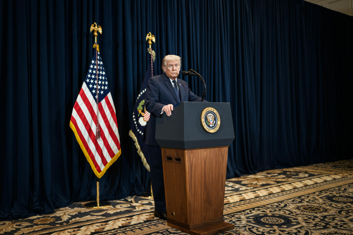 Usa-Iran, falliscono i negoziati di Islamabad. Trump rilancia: “Distruggeremo le centrali elettriche”