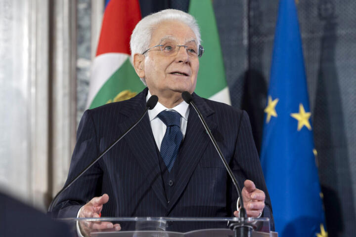 Mattarella: “La Polizia è garanzia per i cittadini”