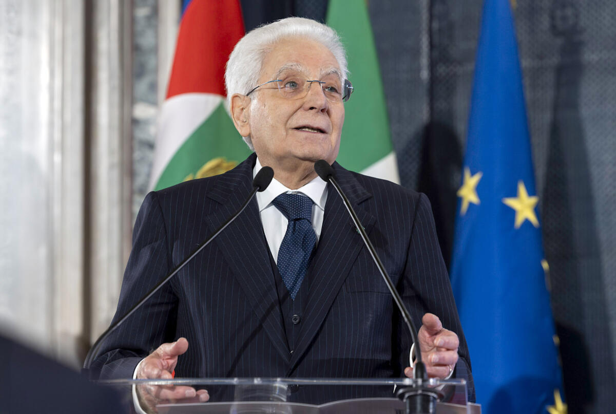 Mattarella: “La Polizia è garanzia per i cittadini”