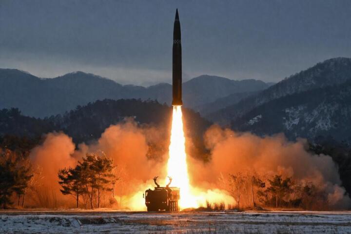 Pyongyang rivendica il test di un’arma elettromagnetica, cresce la tensione nella regione