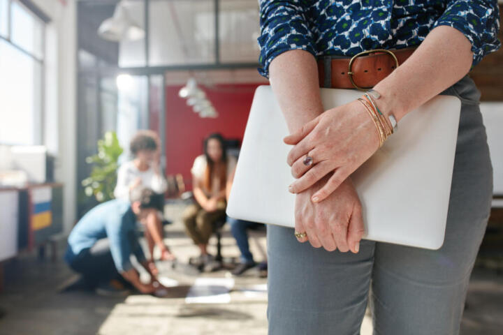 Lavoro, a febbraio più denunce ma meno morti: cresce il peso delle malattie professionali
