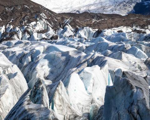 Via libera alla legge sui ghiacciai: l’Argentina apre all’estrazione mineraria tra proteste e timori ambientali