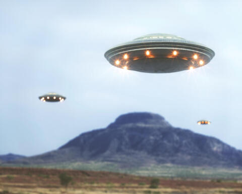 Trump annuncia la prossima pubblicazione dei file sugli UFO: “Gli Stati Uniti diranno la verità”