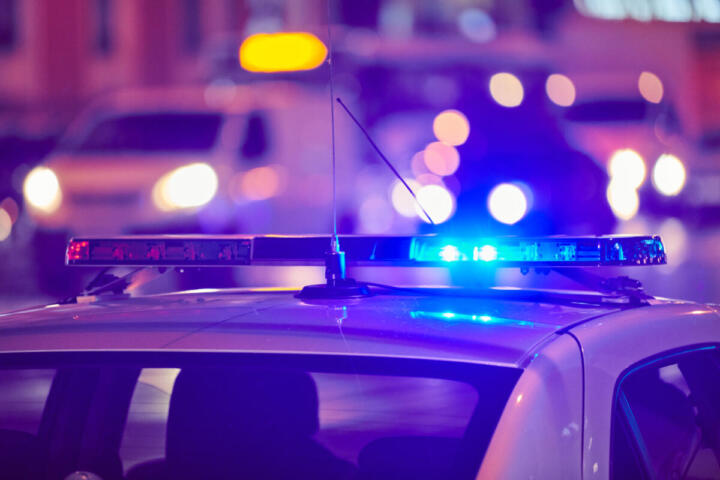 Omaha, tragedia in un Walmart: la polizia uccide una donna che aveva ferito con un coltello un bambino di 3 anni