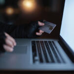 Truffe online, alleanza istituzioni-imprese: focus della Polizia Postale a Roma