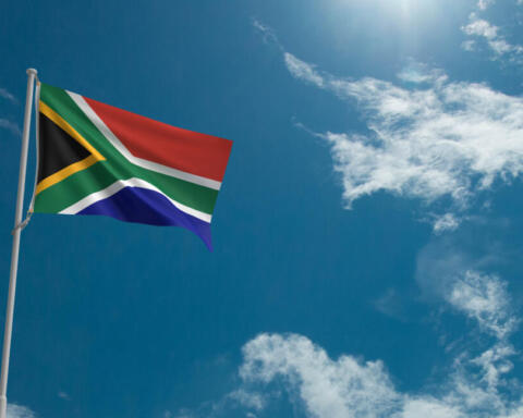 Il Sudafrica nomina un politico dell'era dell'apartheid come nuovo ambasciatore negli Stati Uniti