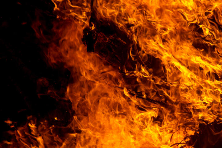 California in fiamme: i venti di Santa Ana riaccendono l’incubo degli incendi