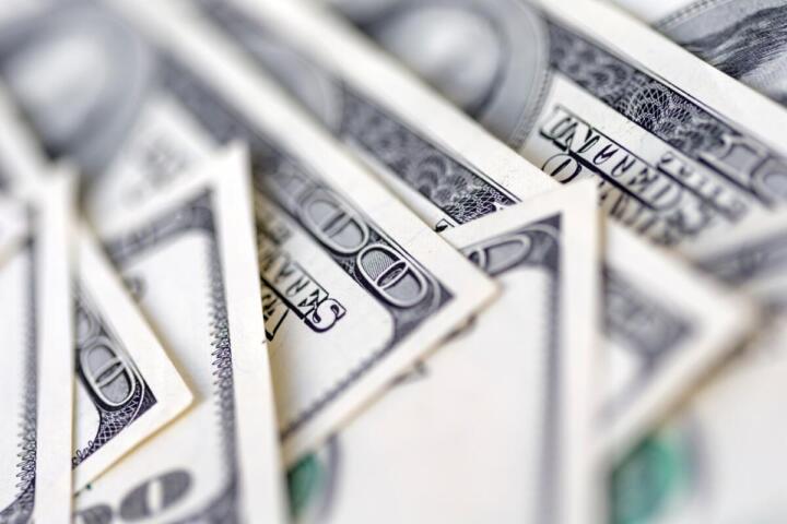 3.550 miliardi offshore nel 2024: lo 0,1% più ricco concentra l’80% della ricchezza nascosta e supera la metà più povera del pianeta