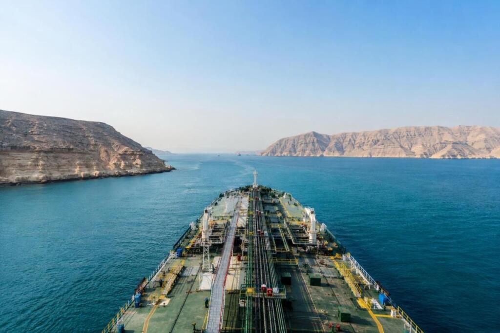 Trattativa su Hormuz e nucleare, oggi la risposta di Teheran alla proposta Usa. Pakistan pronto a ospitare il vertice