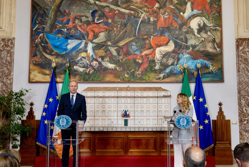 Al termine dell'incontro a Palazzo Chigi, il Presidente del Consiglio, Giorgia Meloni, e il Primo Ministro d'Irlanda, Micheál Martin, hanno rilasciato dichiarazioni congiunte alla stampa