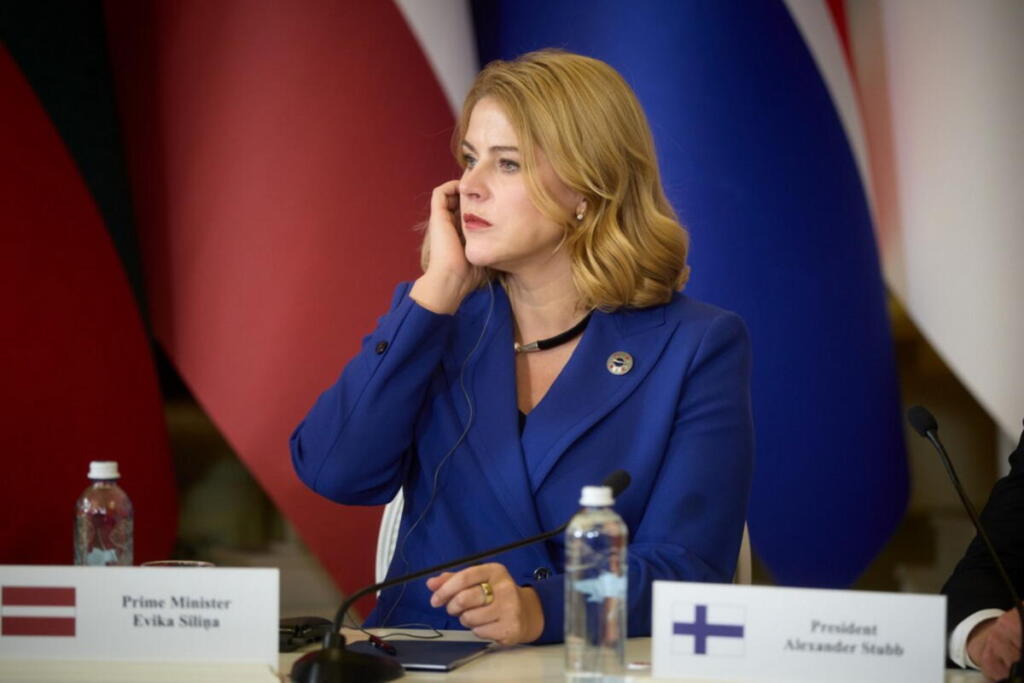 Crisi politica a Riga: la Premier Evika Silina lascia l’incarico