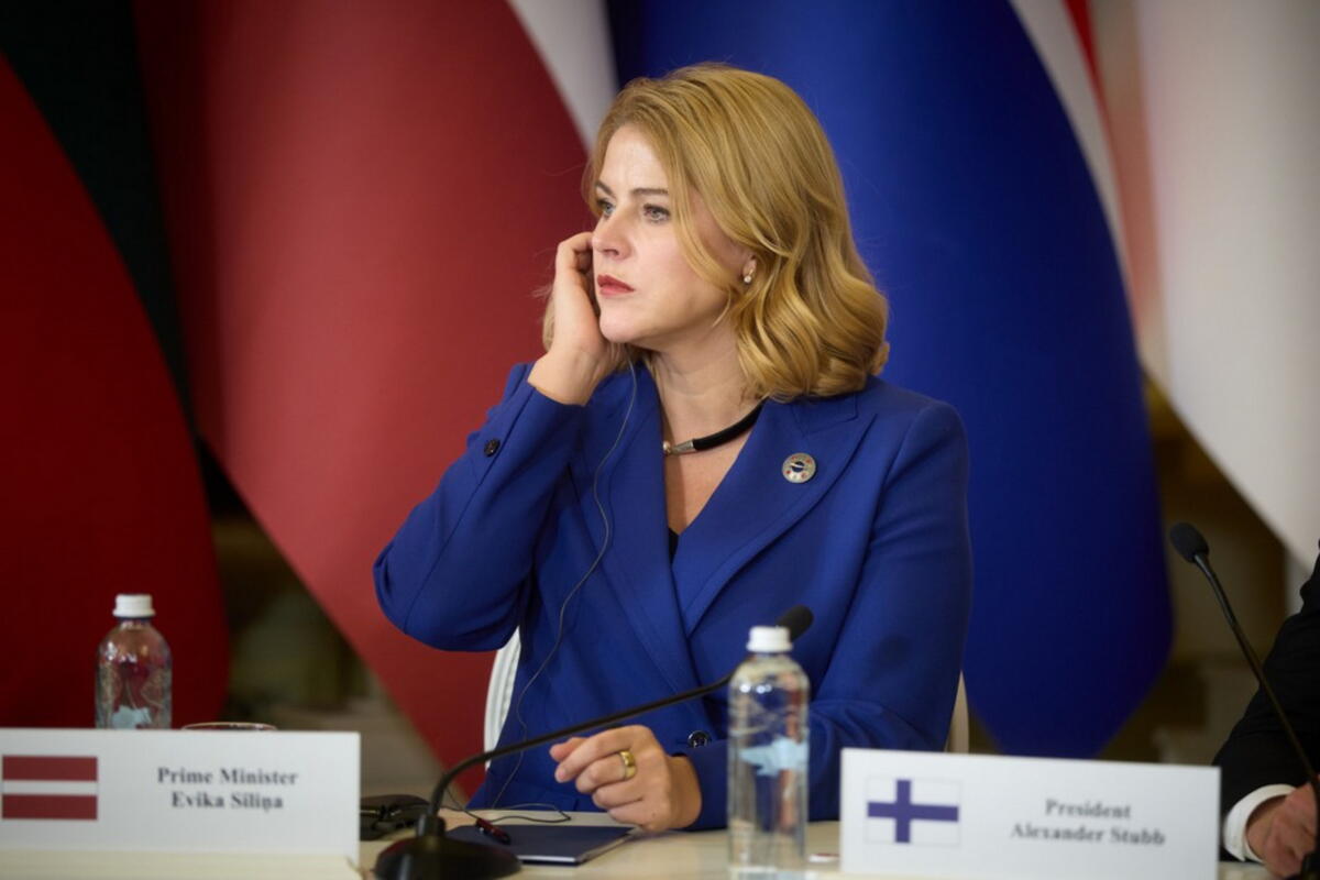 Crisi politica a Riga: la Premier Evika Silina lascia l’incarico