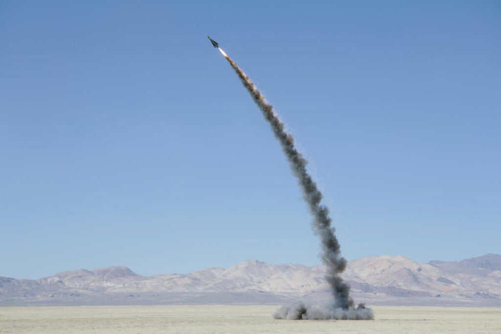 Il Giappone mostra i muscoli: al via il primo test missilistico offensivo all'estero dalla Seconda Guerra Mondiale