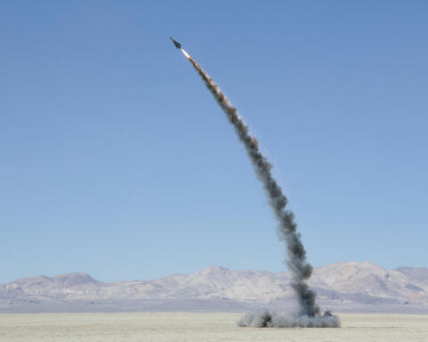 Il Giappone mostra i muscoli: al via il primo test missilistico offensivo all'estero dalla Seconda Guerra Mondiale