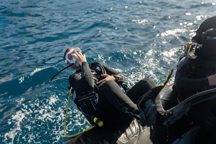 Maldive, trovati i corpi dei quattro sub dispersi nella grotta dell’atollo Vaavu: nei prossimi giorni le operazioni di recupero