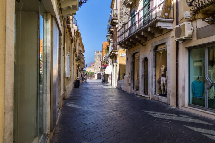 Quartiere con negozi di prossimità