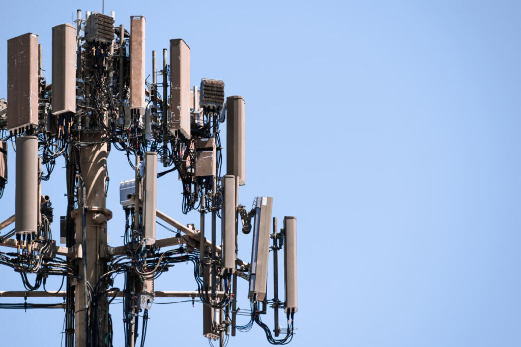 Torri telefonia solare: meno costi e più continuità di servizio