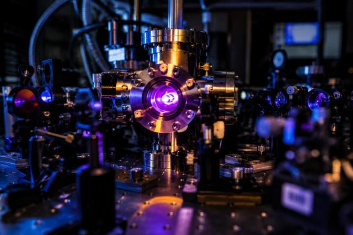 I primi orologi nucleari entrano in funzione: una nuova era per la misura del tempo e la fisica fondamentale