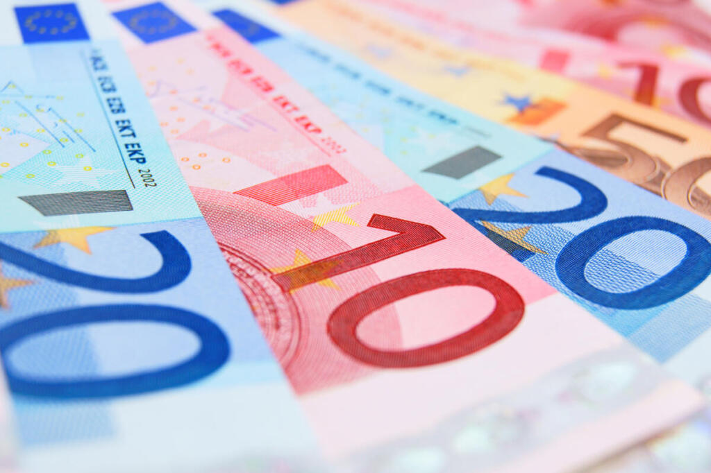 Credito, la ripresa corre a due velocità: più fondi alle grandi imprese, micro aziende ancora più in affanno