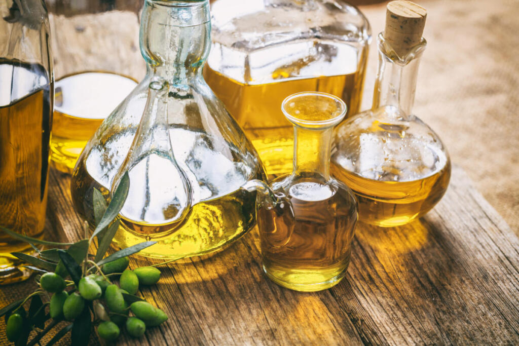 Olio extravergine, crollano i prezzi: il settore chiede aiuti urgenti per evitare la crisi